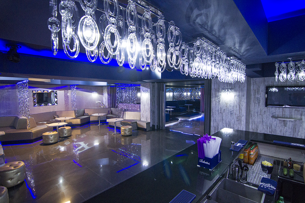 Interior photography: Music club & restaurant